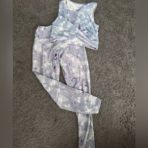 Wildfox Marble-Print Active Tank & Leggings in Blue and Purple